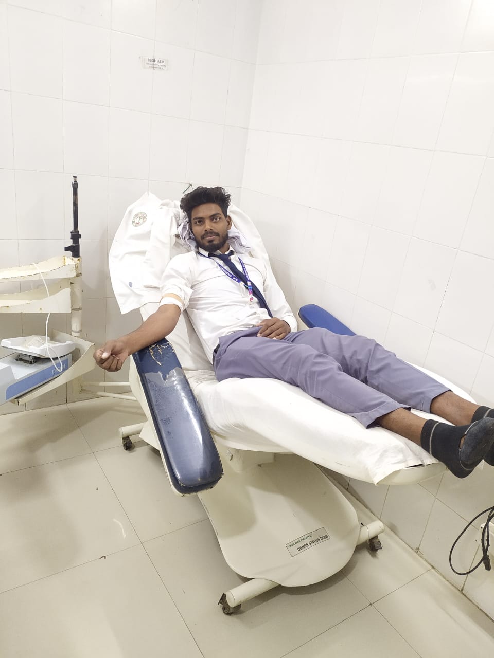 R.K. Pharmacy College Azamgarh Blood Donation Camp photo 3